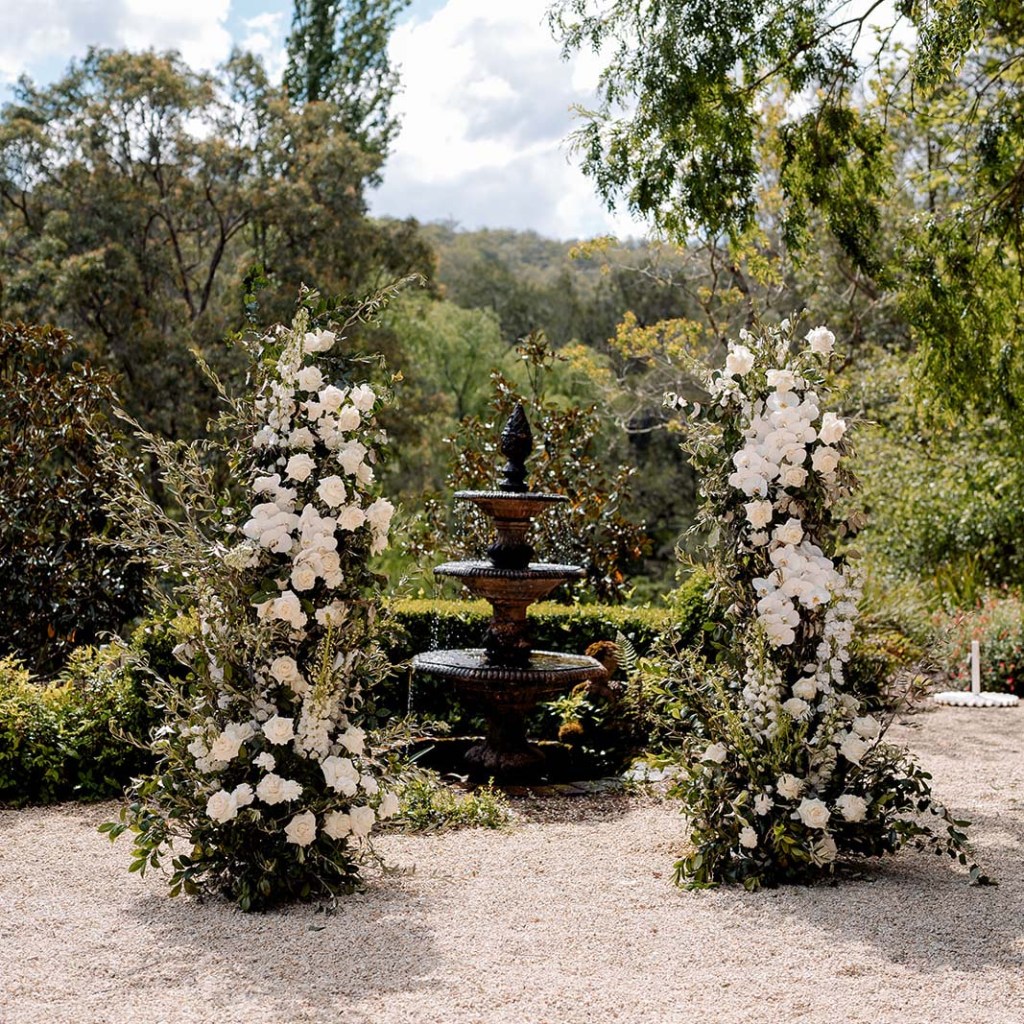 JENNIFER & PAUL'S WEDDING